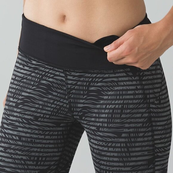Lululemon Pace Rival Crop *Full-On Luxtreme - Picture 4 of 11
